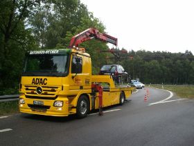 Abschleppdienst Becker - Kranbergung 